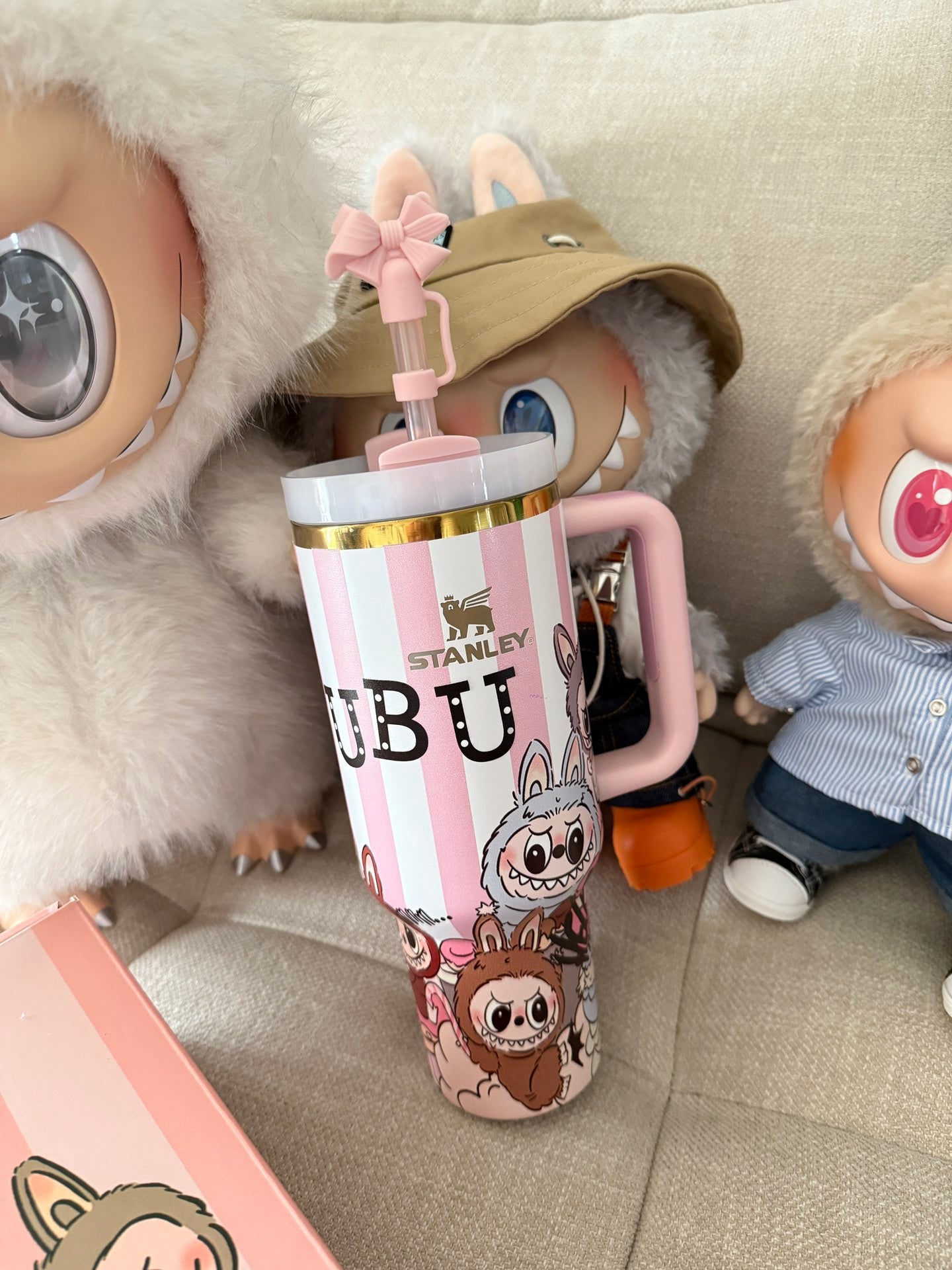Pink Stripes 𝐒𝐭a𝐧𝐥𝐞𝐲✖ Labub co-branded straw cup 40oz Water Bottle Labubu Macaron Monsters Tumbler