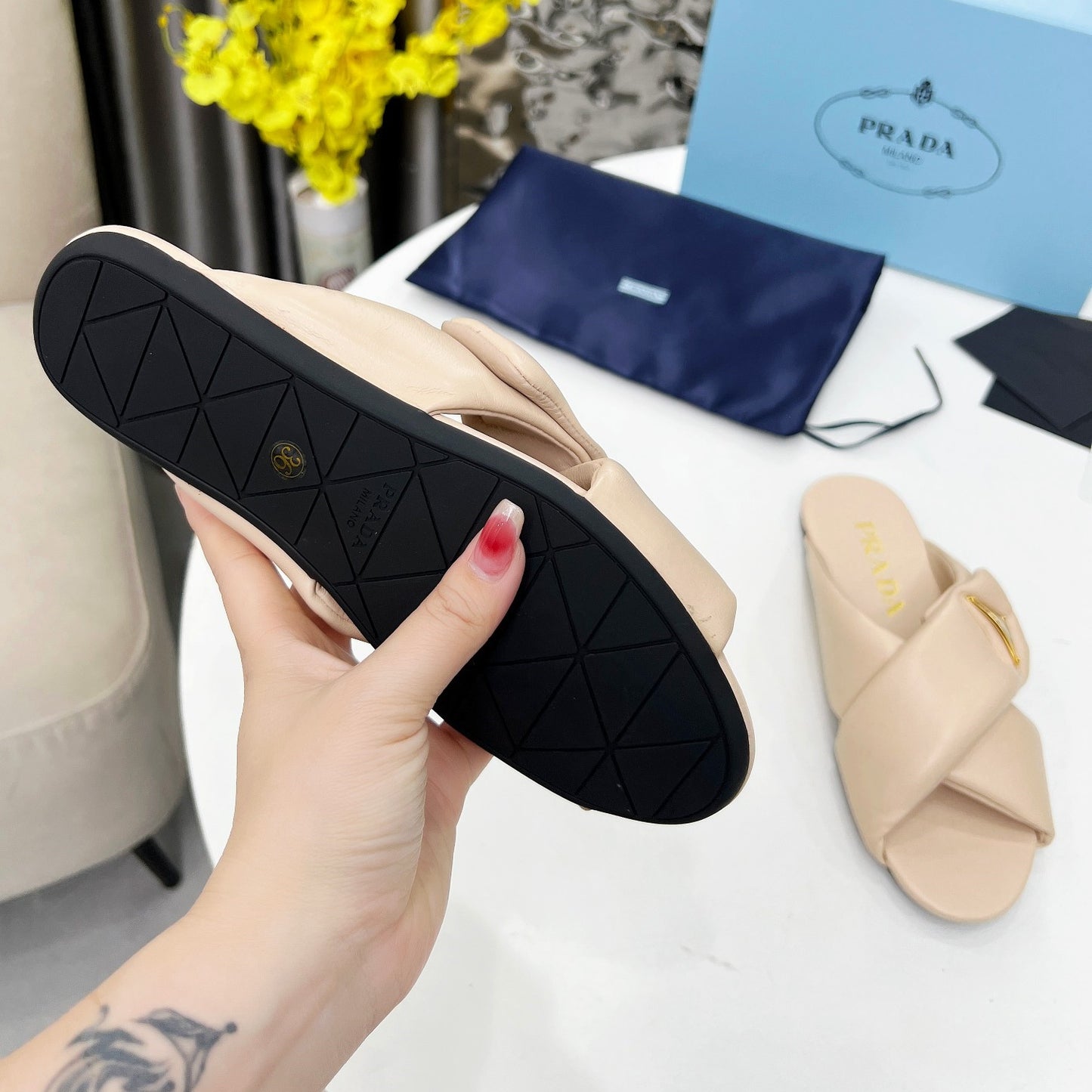 PRADA Ladies Slippers, Size 35-41