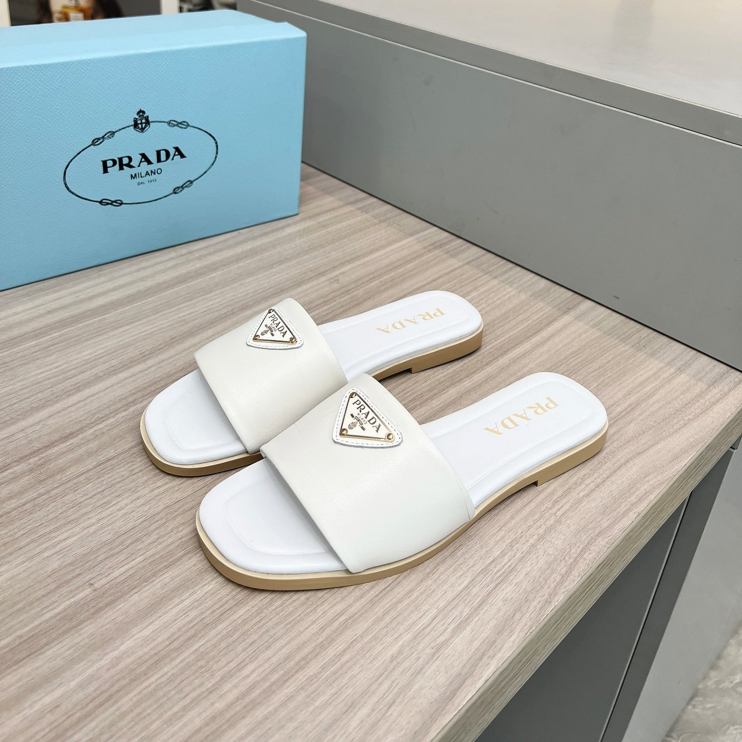 PRADA Ladies Slippers, Size 35-42