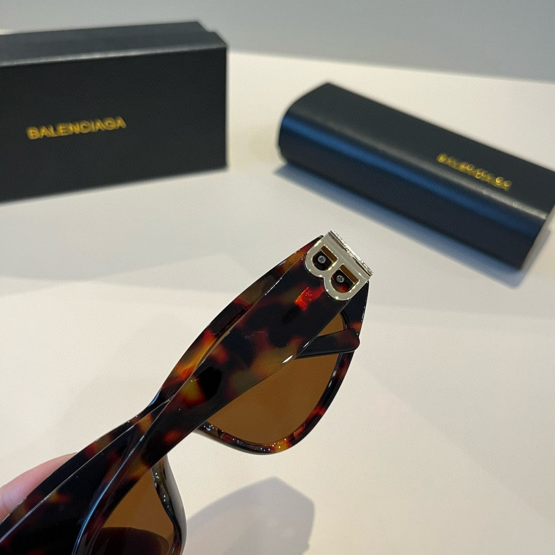 Balenciaga sunglasses Asian fit for men and women