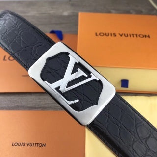 LOUIS VUITTON leather belt