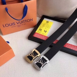 LOUIS VUITTON leather belt