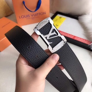 LOUIS VUITTON leather belt