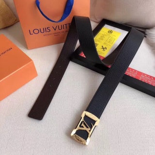 LOUIS VUITTON leather belt
