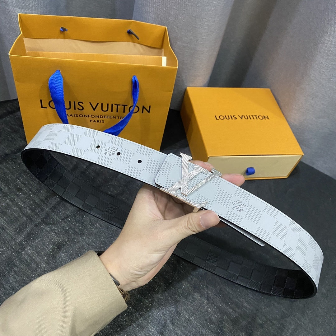 LOUIS VUITTON Leather Belt