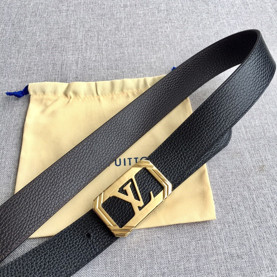 LOUIS VUITTON leather belt