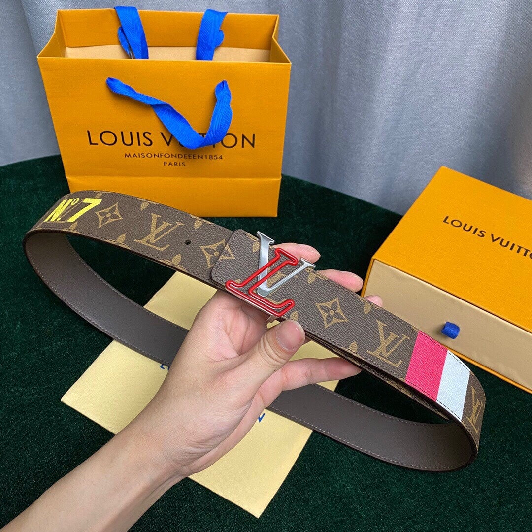 LOUIS VUITTON Leather Belt