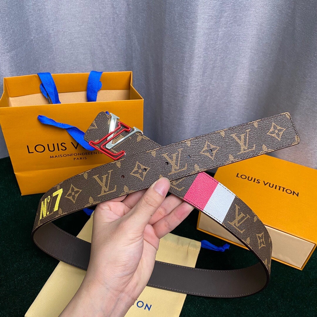 LOUIS VUITTON Leather Belt