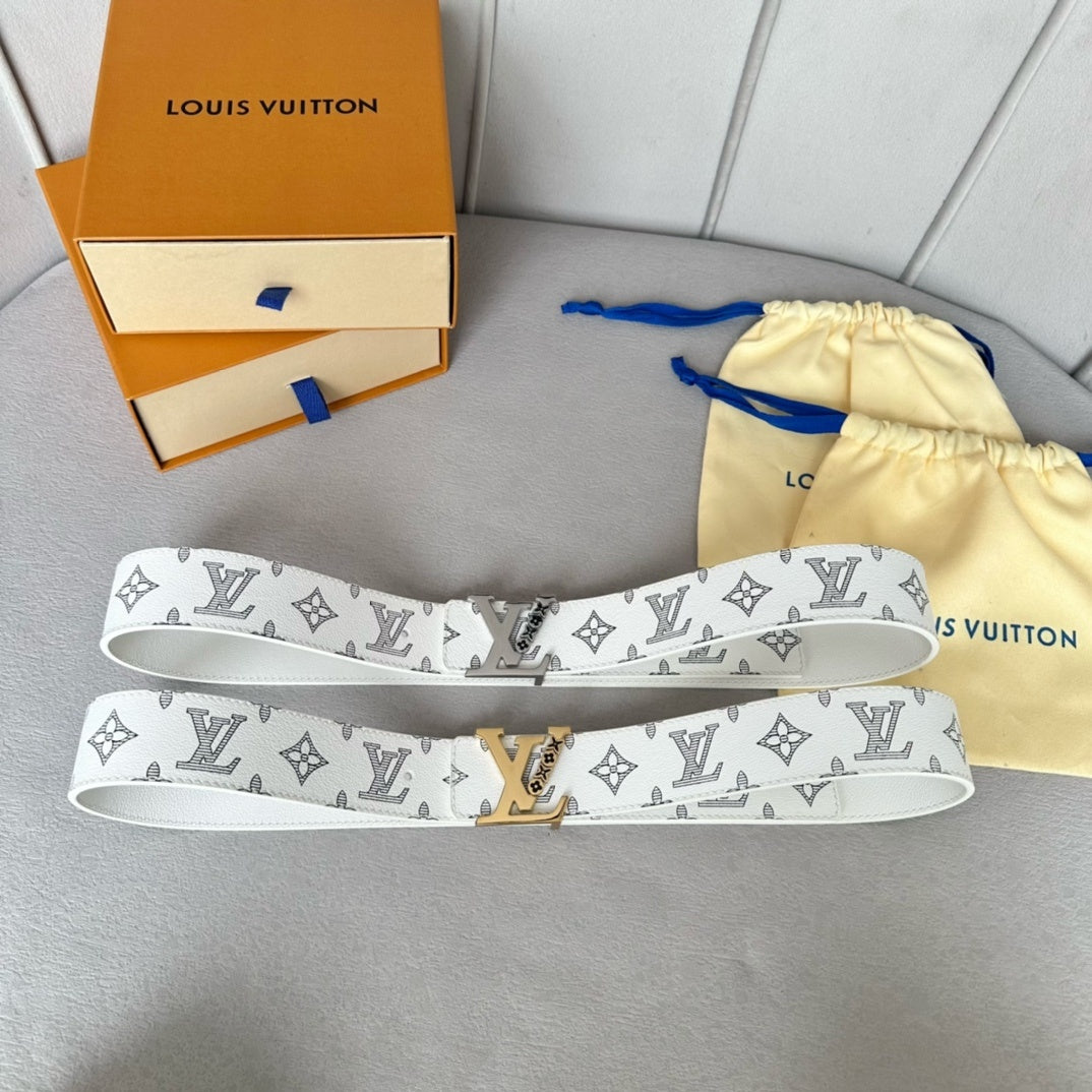 LOUIS VUITTON Leather Belt