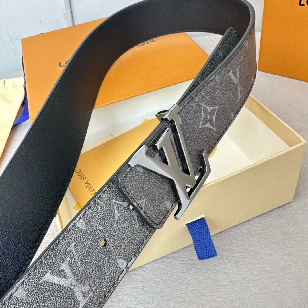 LOUIS VUITTON Leather Belt