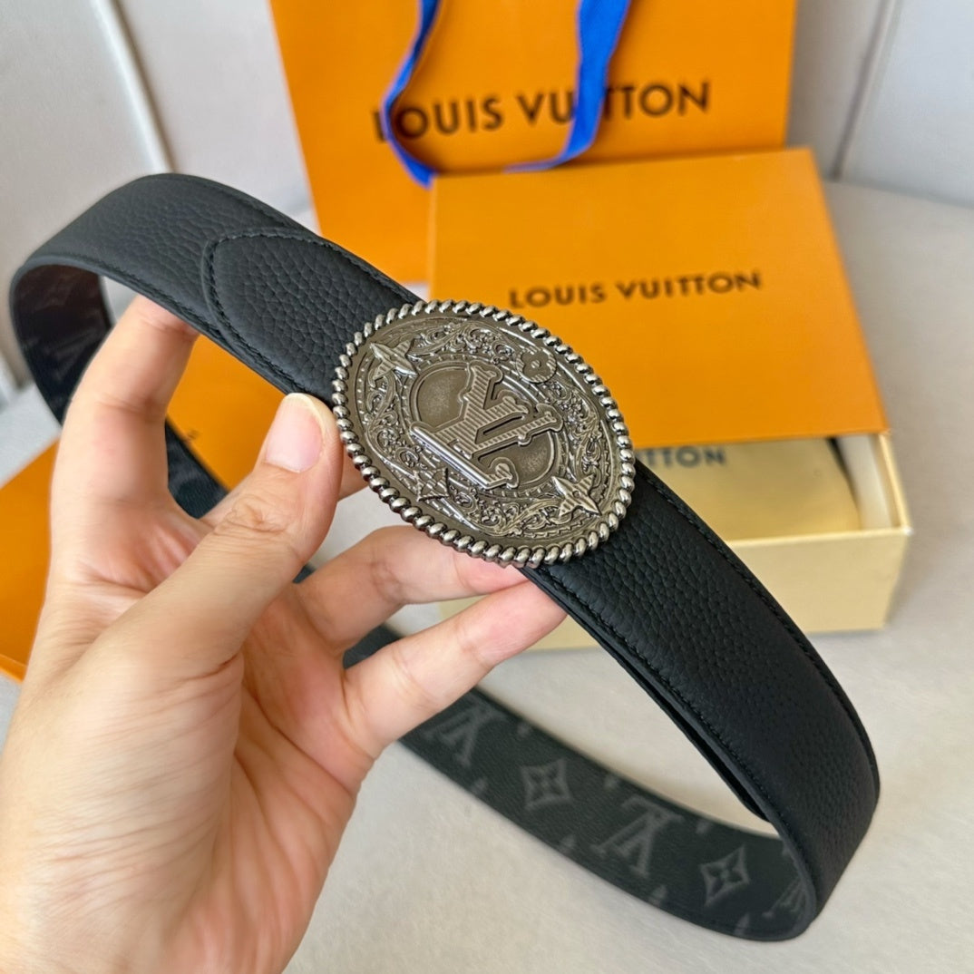 LOUIS VUITTON Leather Belt