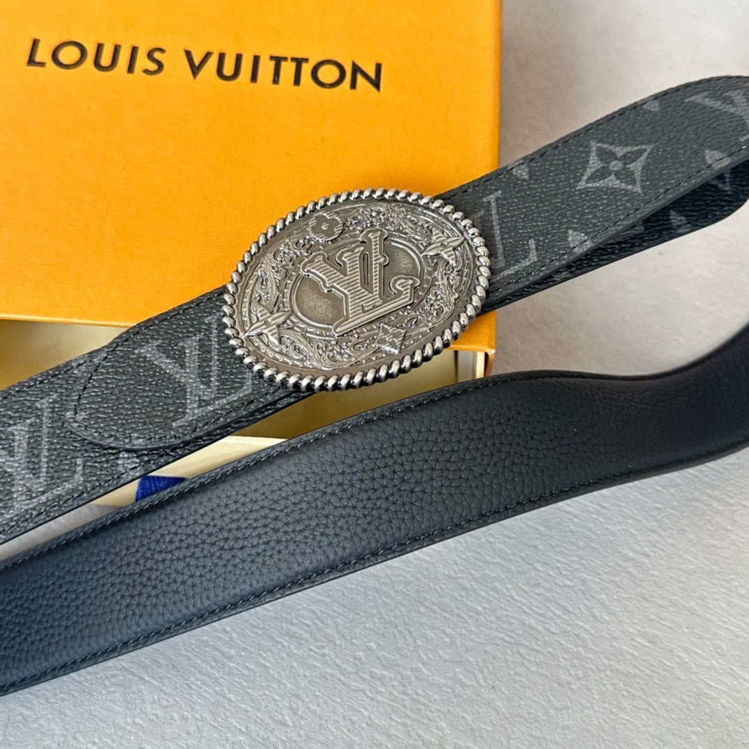 LOUIS VUITTON Leather Belt