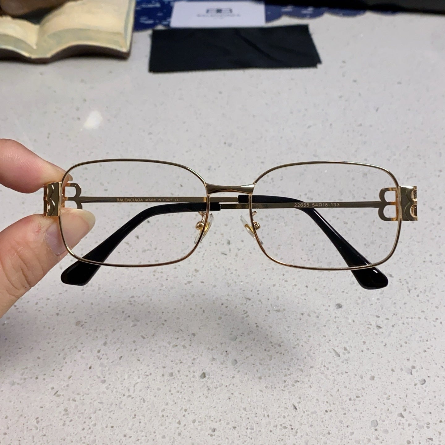 Balenciaga sunglasses Asian fit for men and women