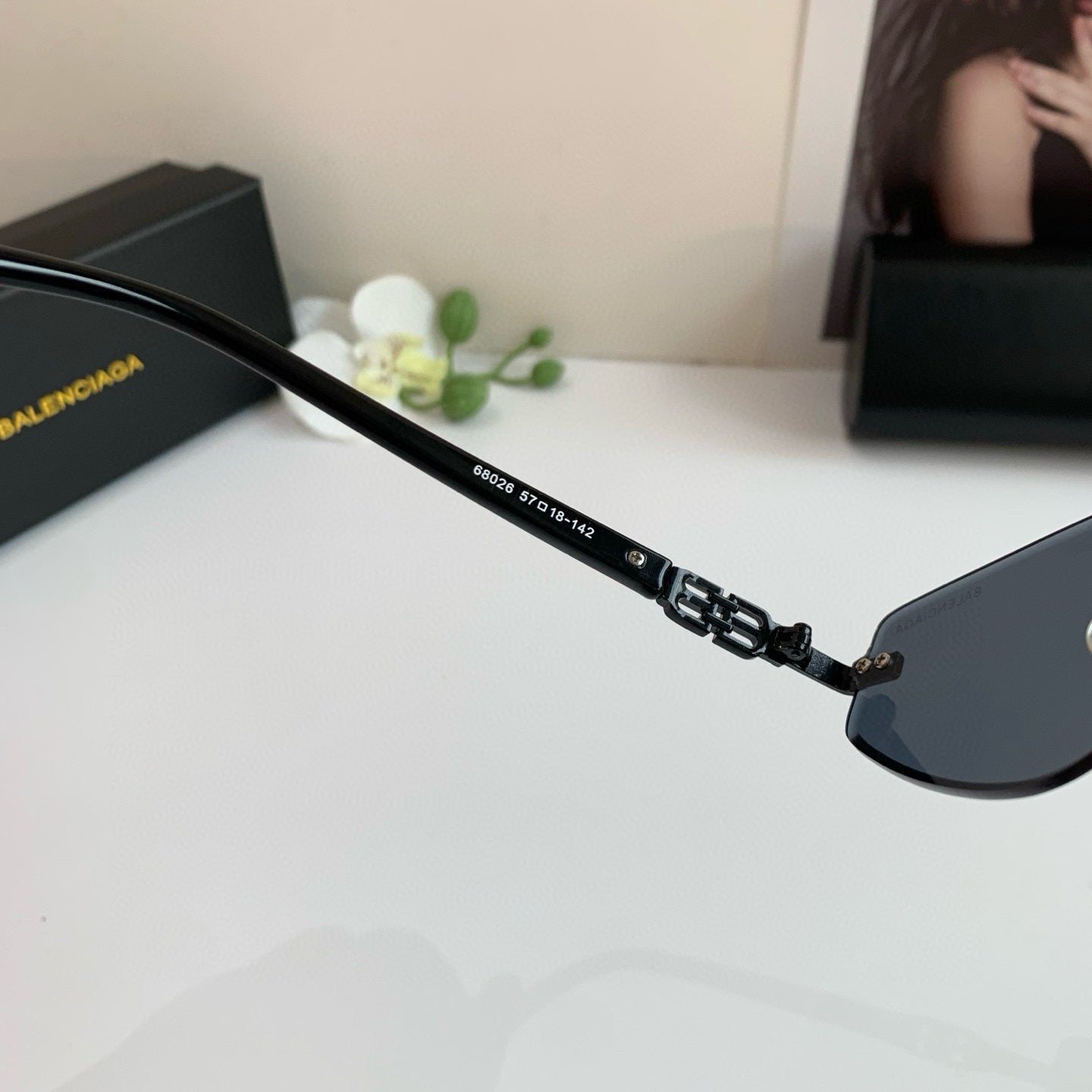 Balenciaga sunglasses Asian fit for men and women