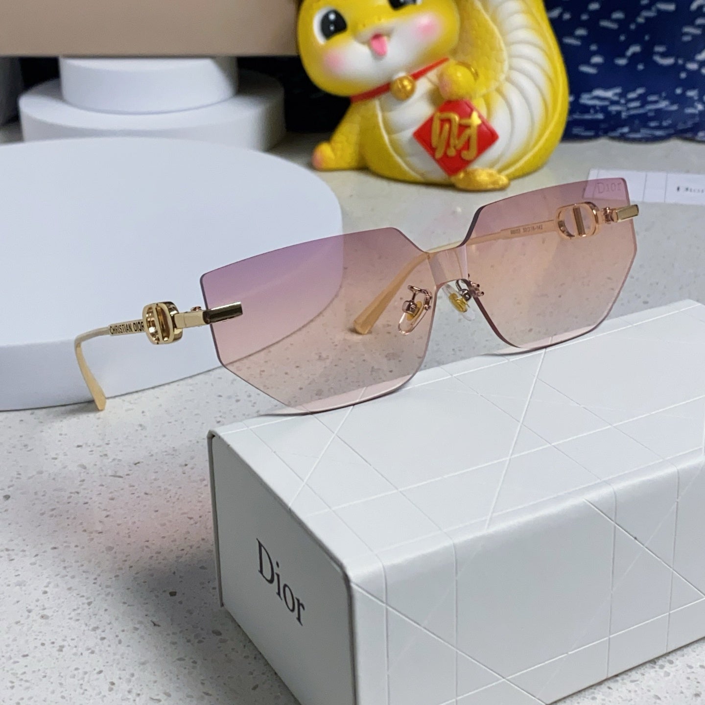 Dior popular sunglasses