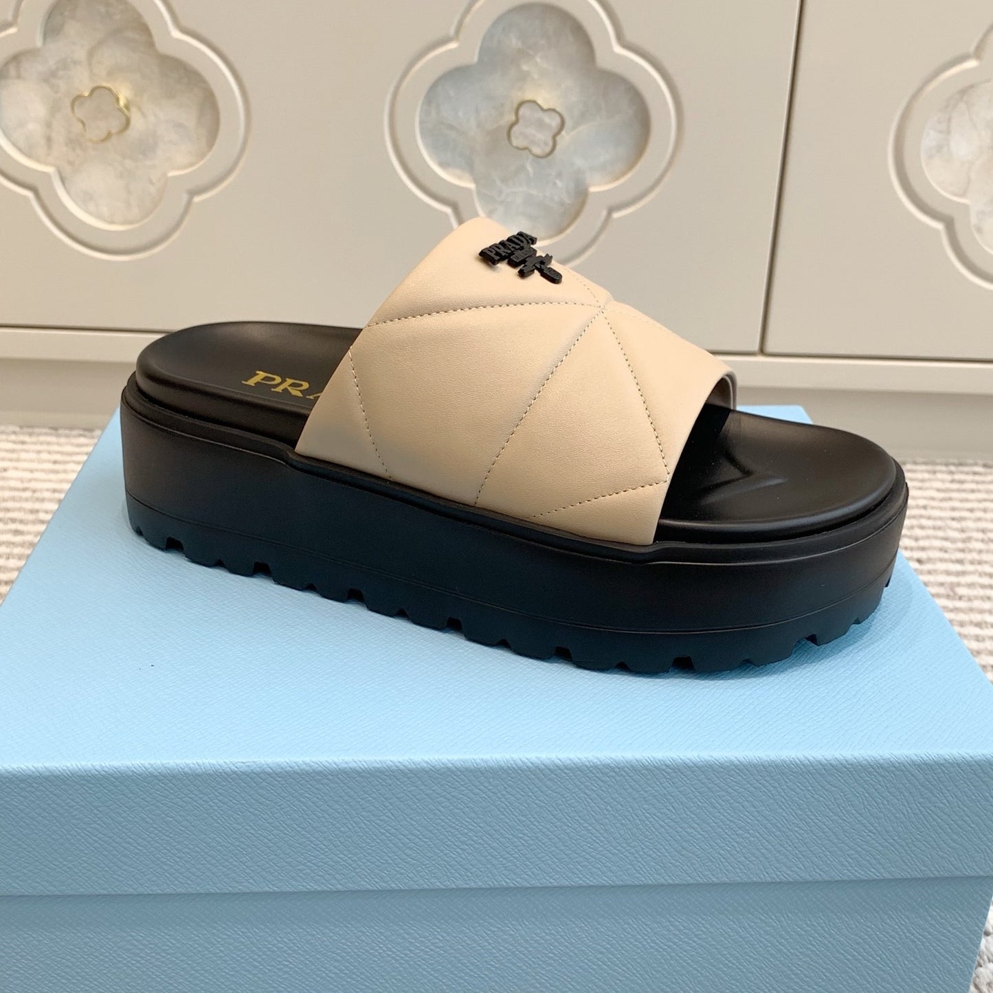 PRADA Ladies Slippers, Size 35-41
