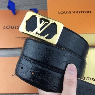 LOUIS VUITTON leather belt
