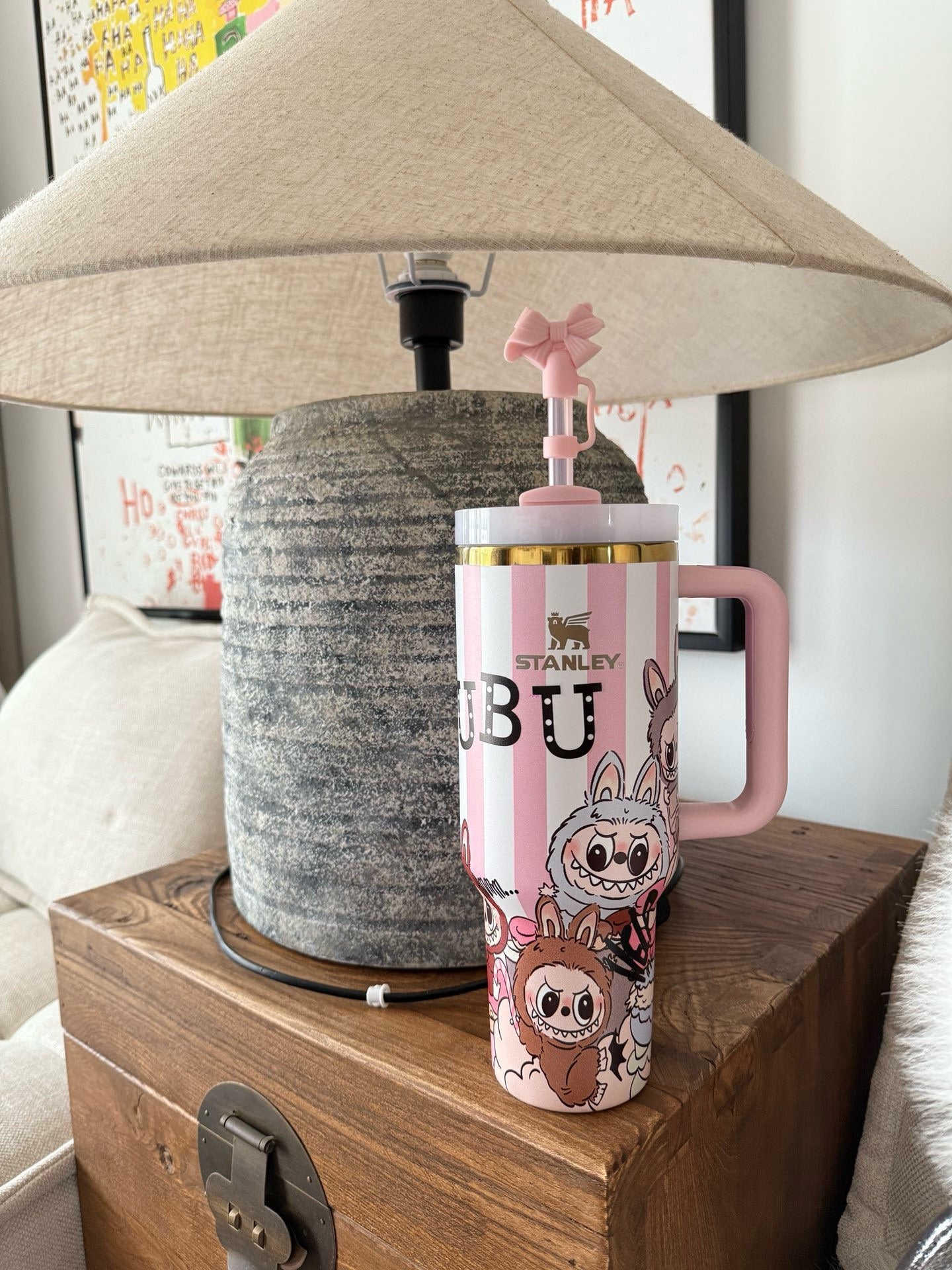 Three colors are available 𝐒𝐭a𝐧𝐥𝐞𝐲✖️ Labub co-branded straw cup 40oz Water Bottle Labubu Macaron Monsters Tumbler