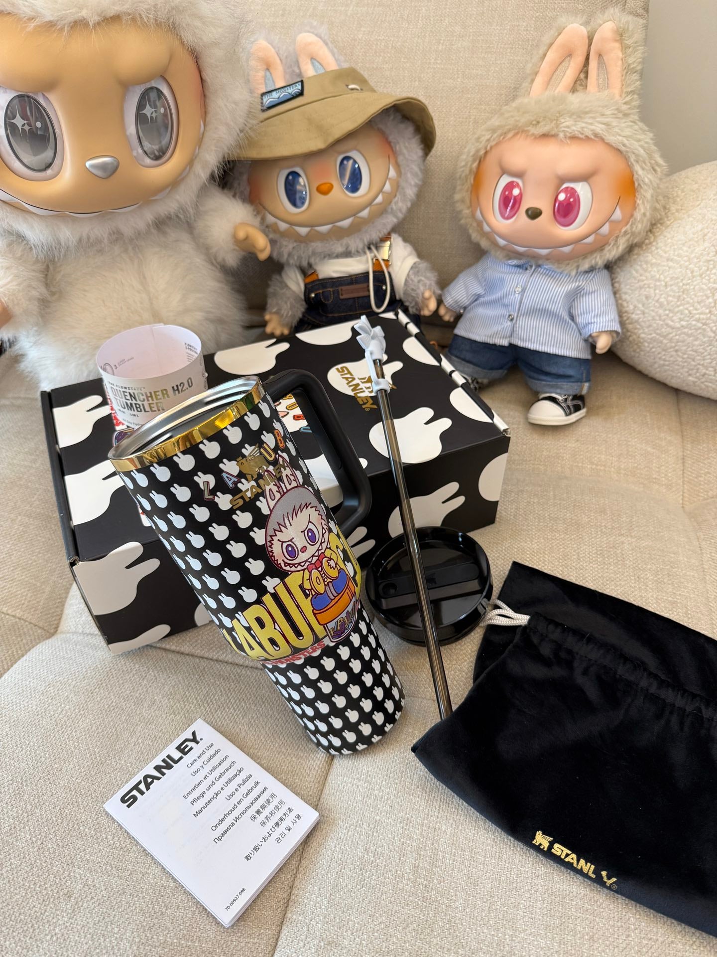 Spot black 𝐒𝐭a𝐧𝐥𝐞𝐲✖ Labub co-branded straw cup 40oz Water Bottle Labubu Macaron Monsters Tumbler