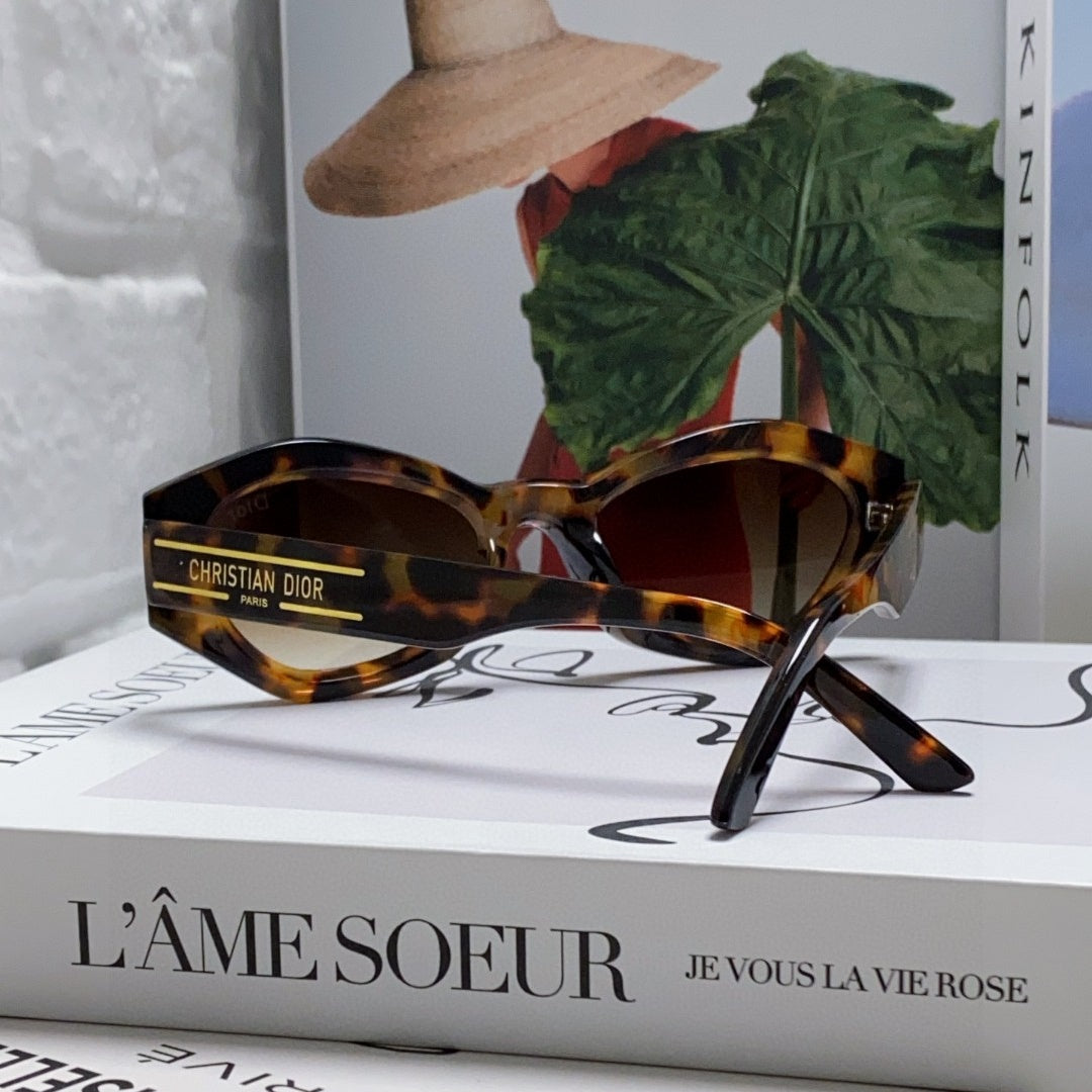 Dior popular sunglasses