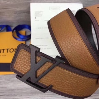 LOUIS VUITTON leather belt