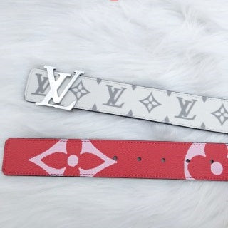 LOUIS VUITTON leather belt