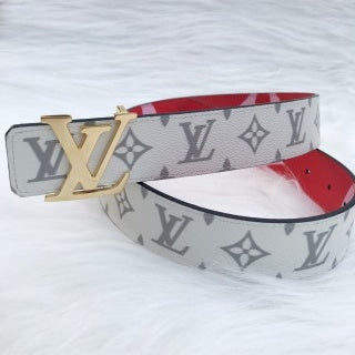LOUIS VUITTON leather belt
