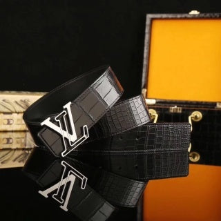 LOUIS VUITTON leather belt