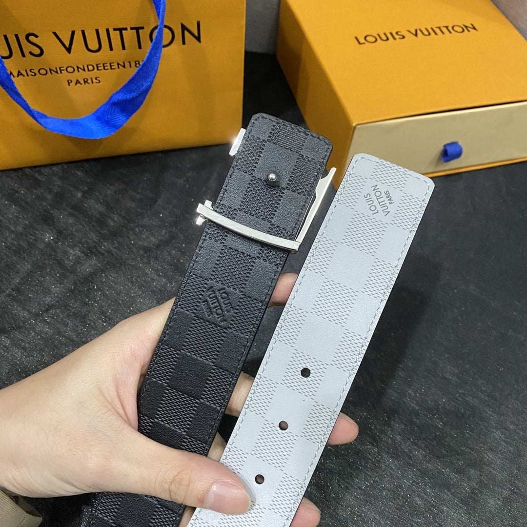 LOUIS VUITTON Leather Belt