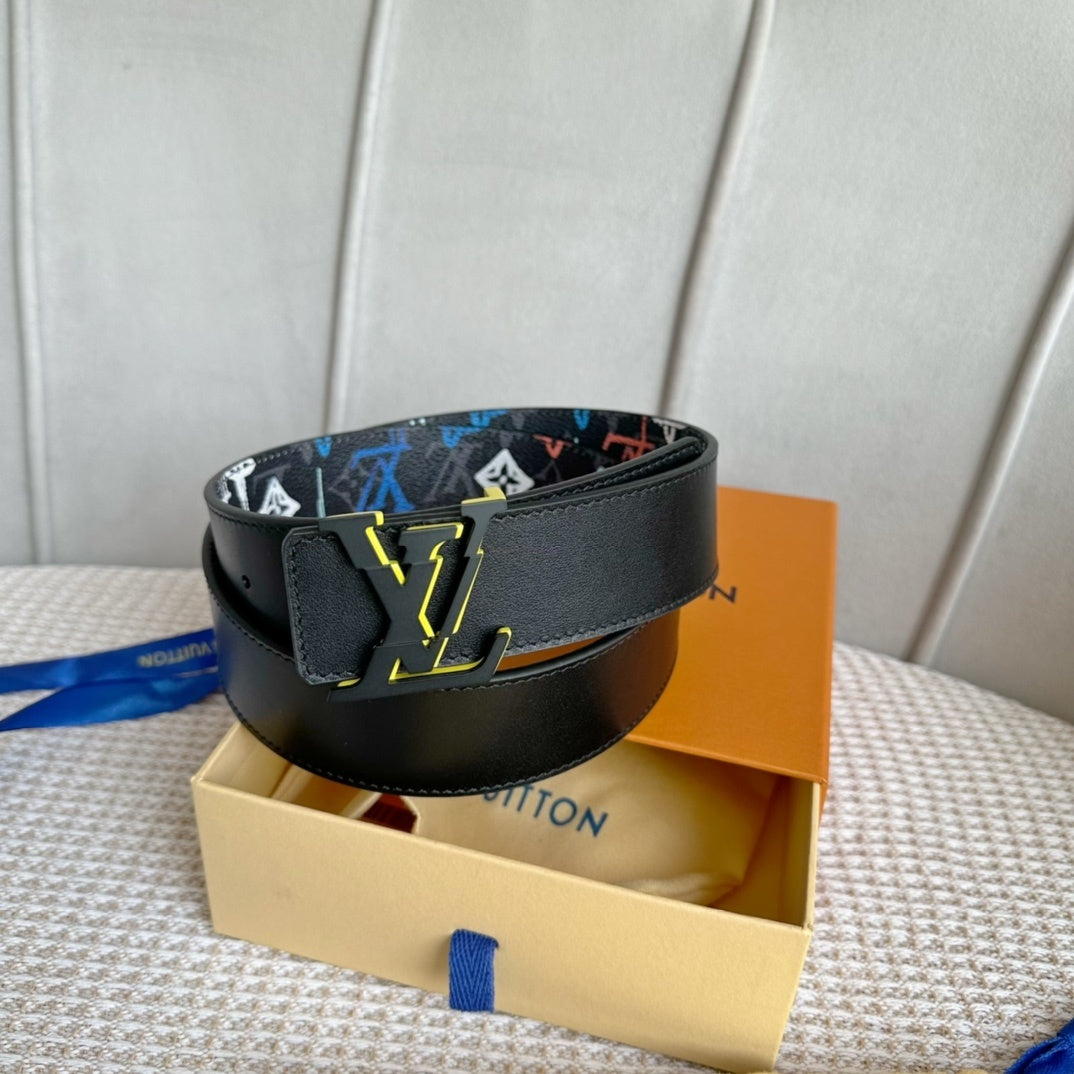 LOUIS VUITTON Leather Belt
