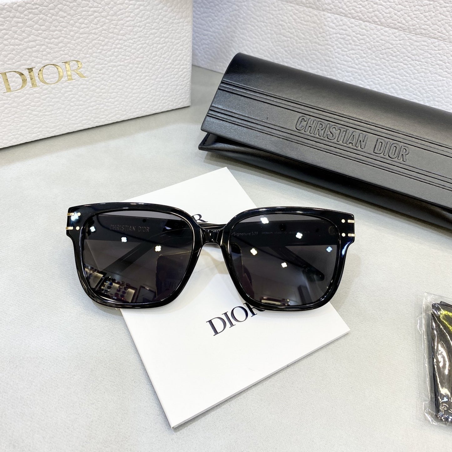 Dior popular sunglasses