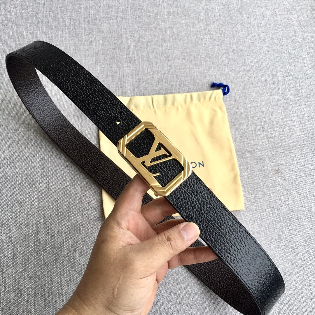 LOUIS VUITTON leather belt