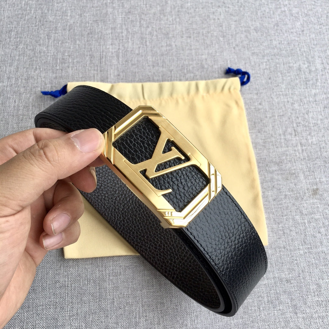 LOUIS VUITTON leather belt