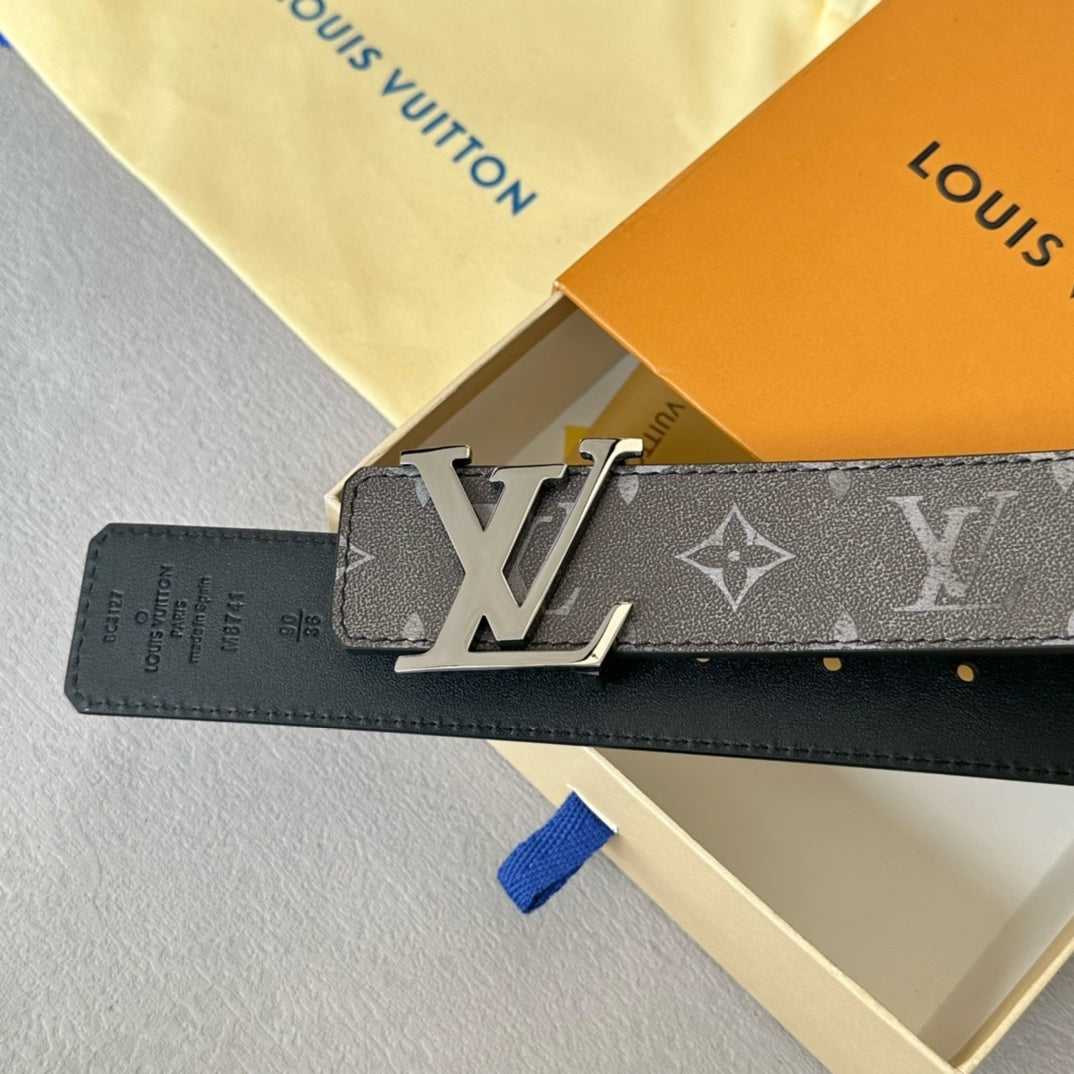 LOUIS VUITTON Leather Belt