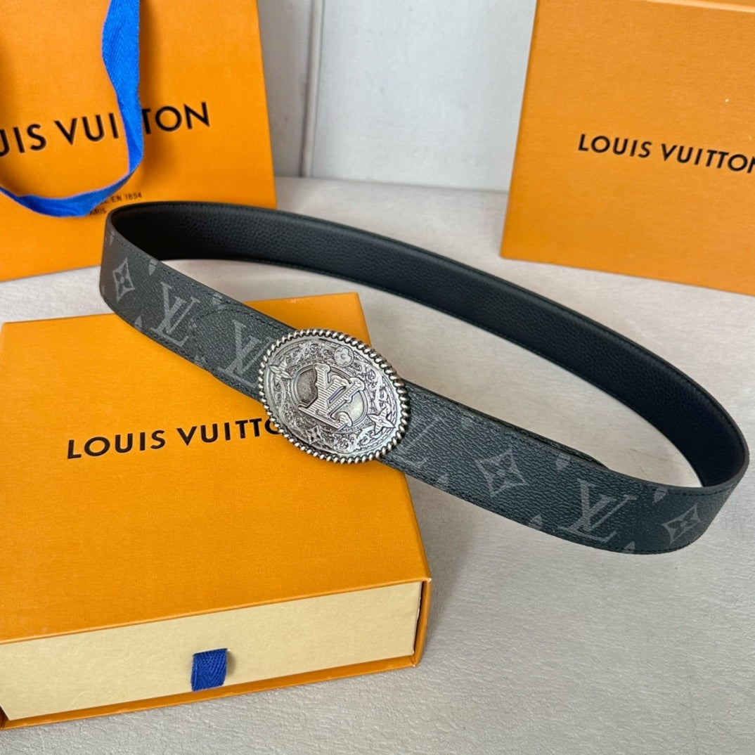 LOUIS VUITTON Leather Belt