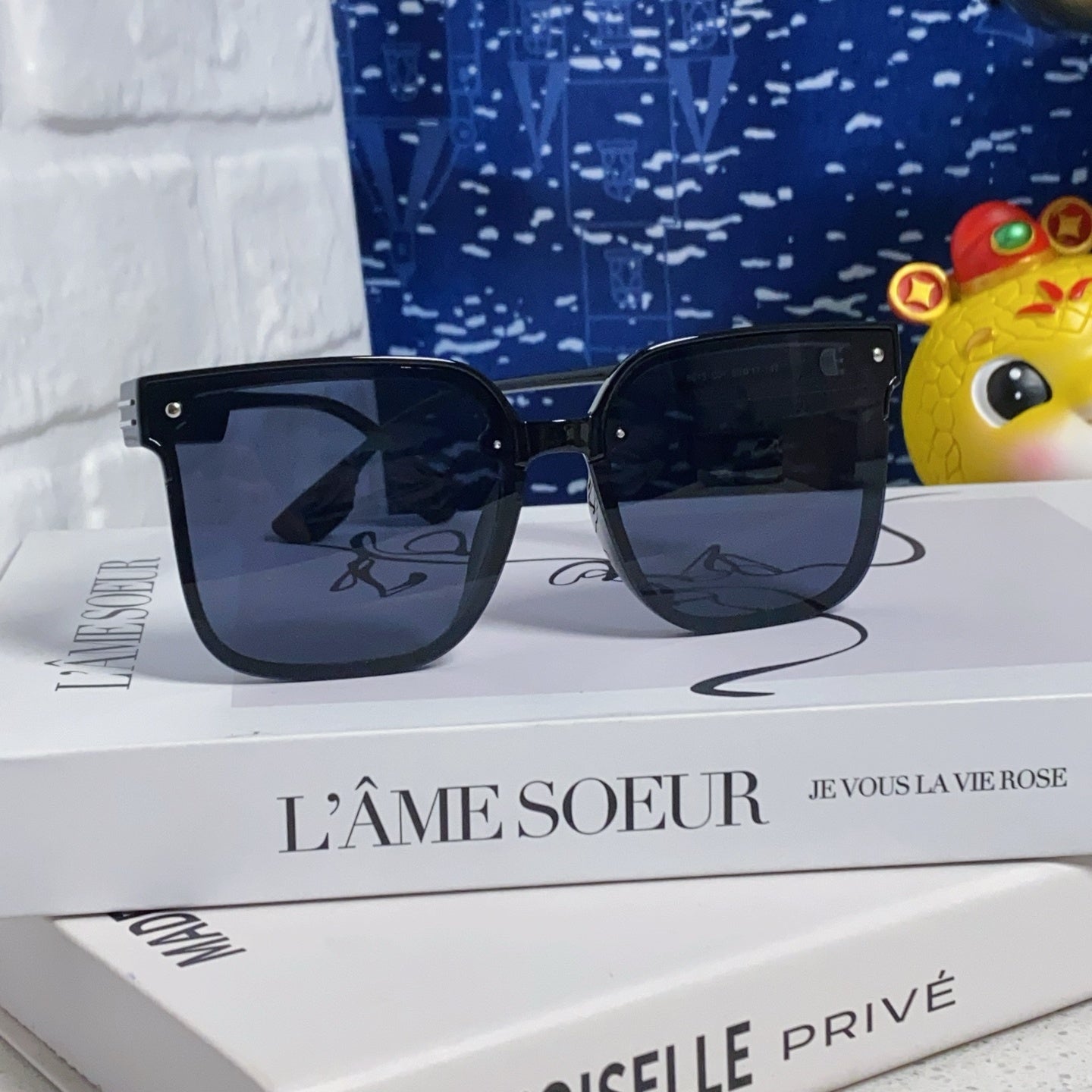 Dior popular sunglasses