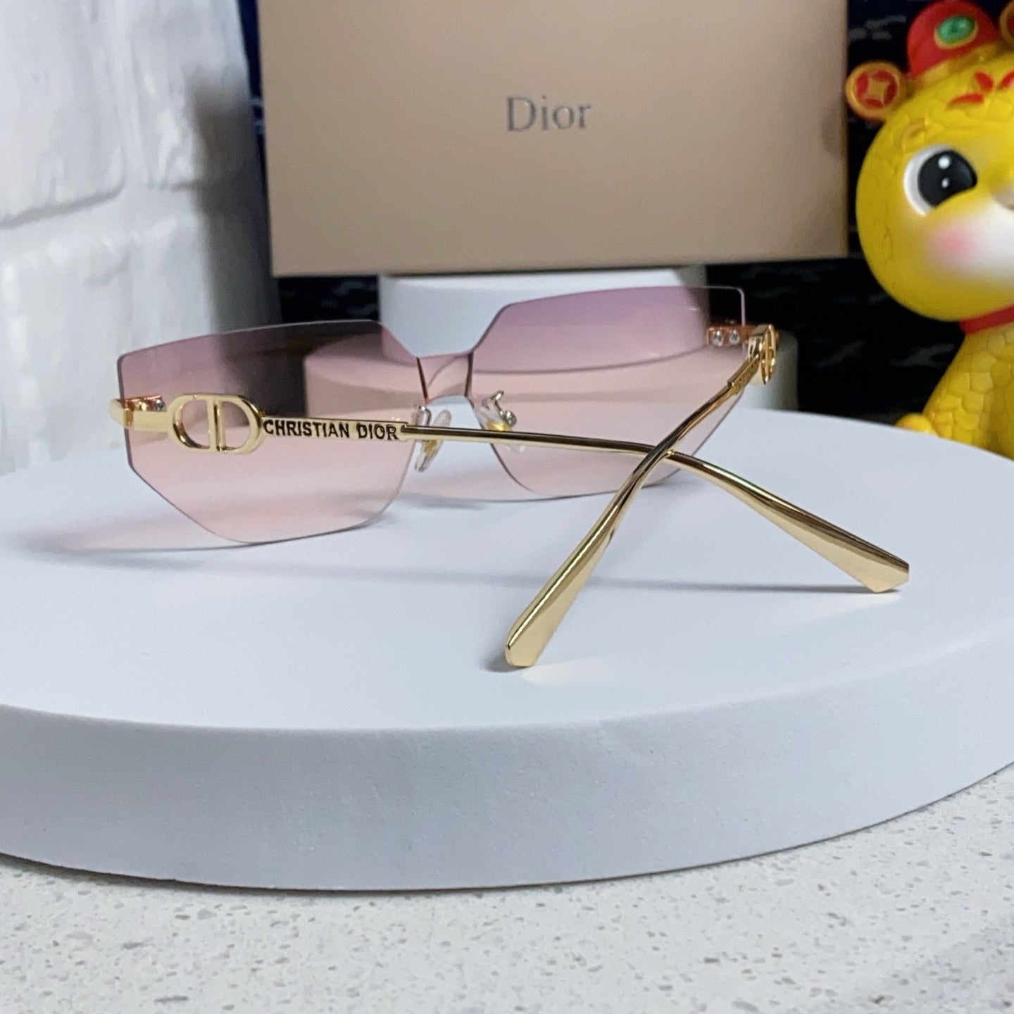 Dior popular sunglasses
