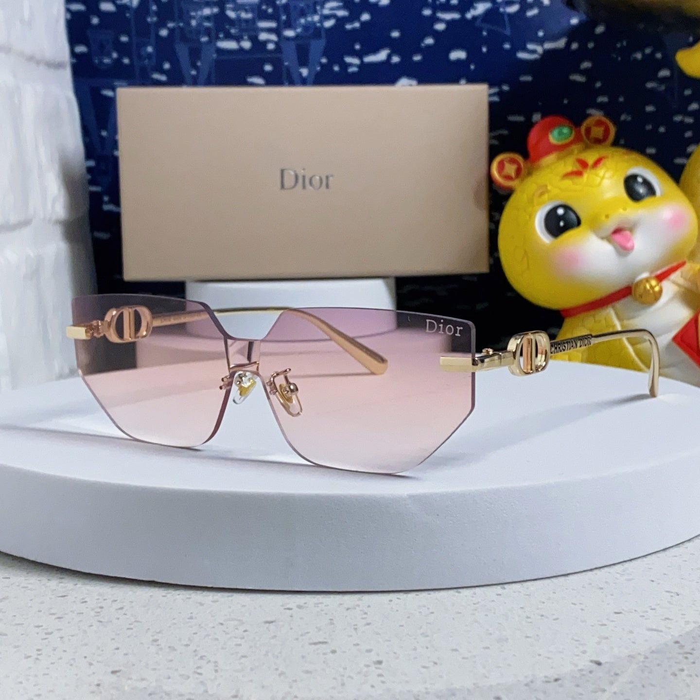 Dior popular sunglasses