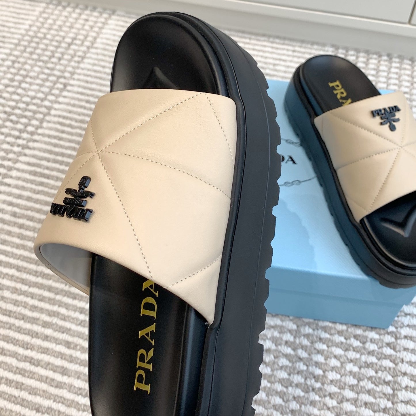 PRADA Ladies Slippers, Size 35-41