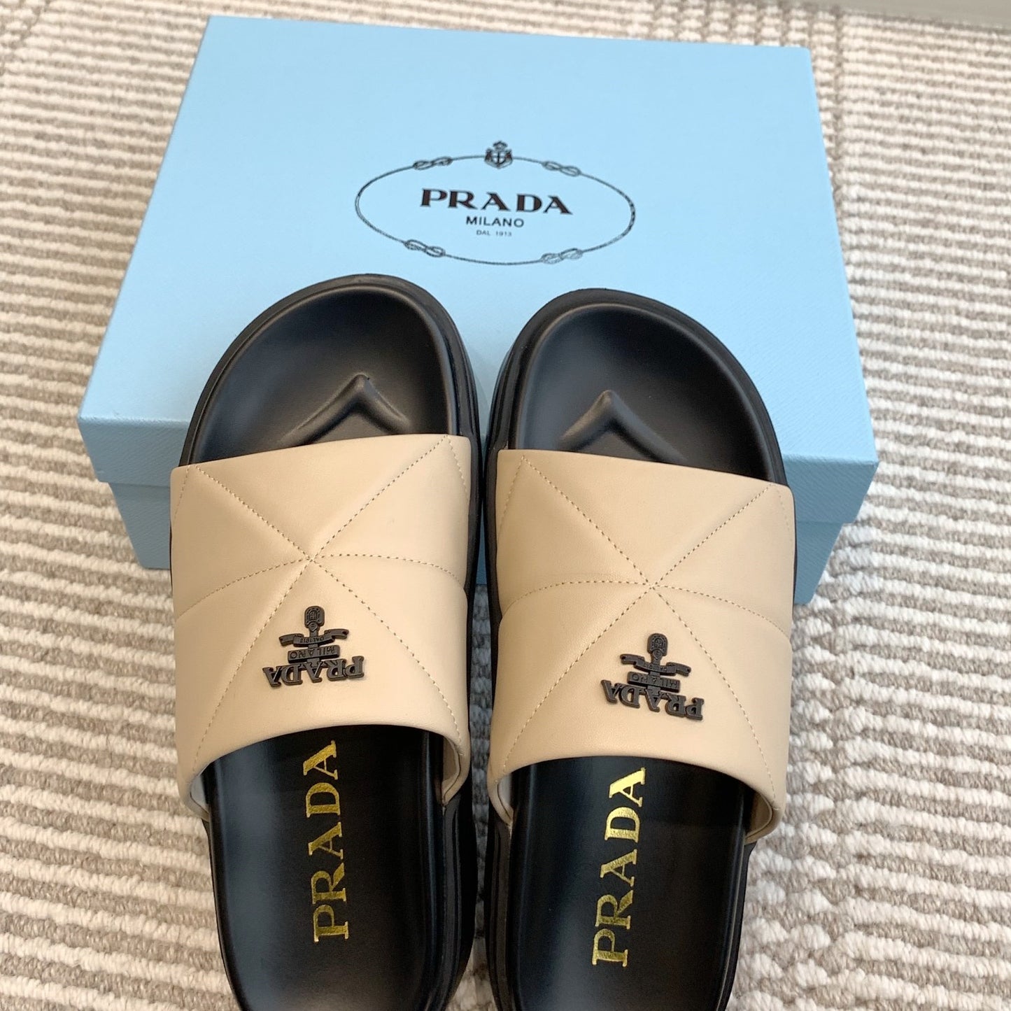 PRADA Ladies Slippers, Size 35-41