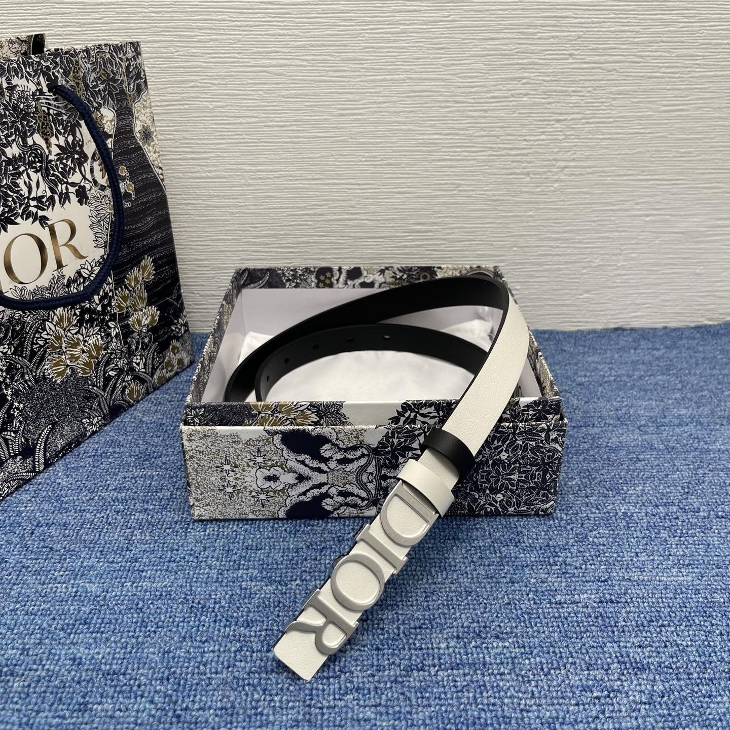 Dior leather belt